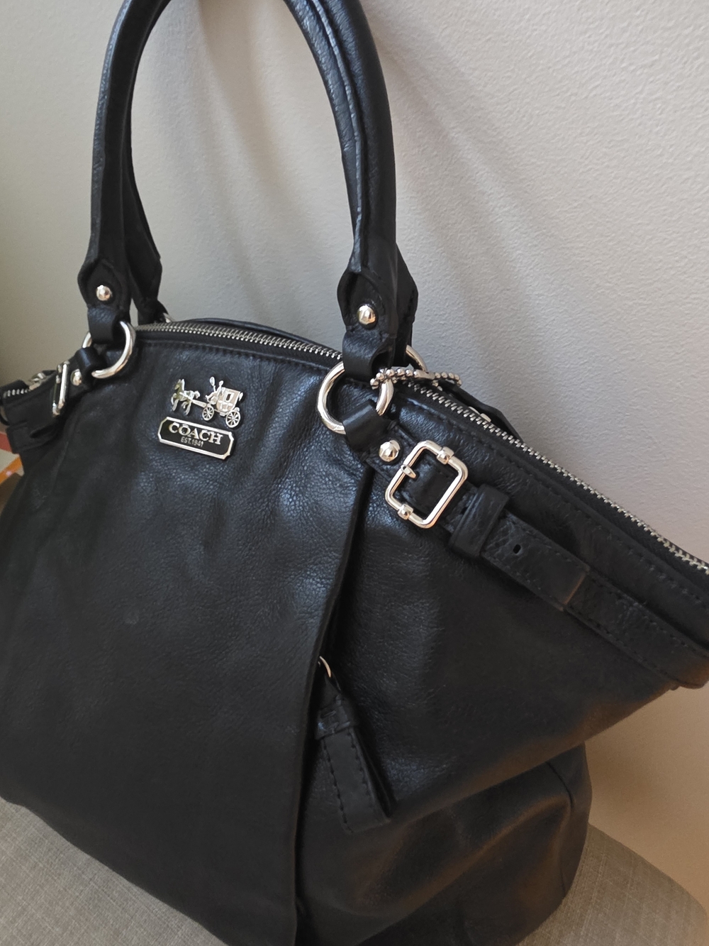 Coach Madison Sophia Mint Condition!!! - Picture 8 of 10
